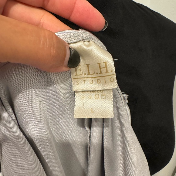 E.L.H Studio Women's Silver Dress Spaghetti Strap Wrap Fitted Size Large NWOT - Picture 5 of 6